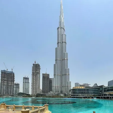 Апартаменти Guestready - Downtown Lux Near Burj Khalifa Дубай Екстер'єр фото