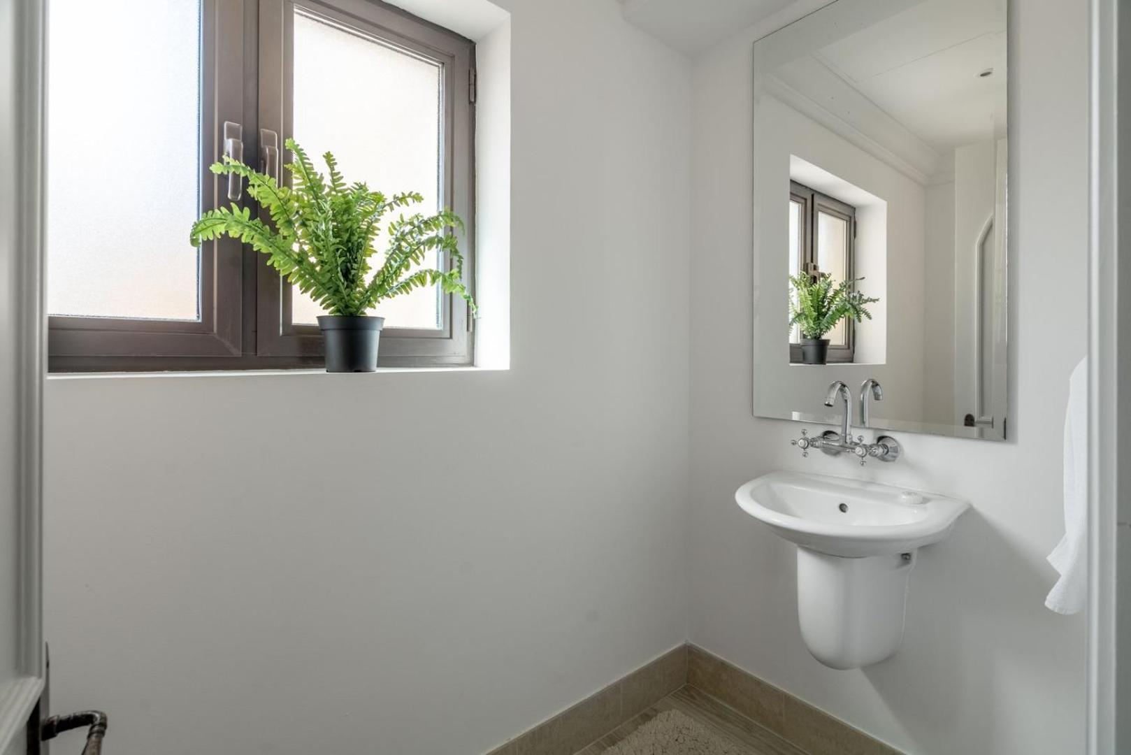 Guestready - Downtown Lux Near Burj Khalifa Апартаменти